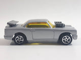 Unknown Brand Silver Die Cast Toy Car Vehicle