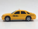 Unknown Brand Yellow Cab Taxi 488-7171 Plastic Body Die Cast Toy Car Vehicle