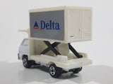 RealToy Delta Airplane Loading Scissor Lift Container Truck White Die Cast Toy Car Vehicle