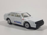 Delta Airlines #17 White Die Cast Toy Car Vehicle