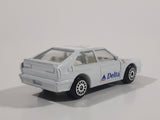 Delta Airlines #17 White Die Cast Toy Car Vehicle