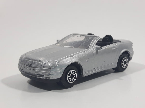 Maisto Mercedes Benz SLK 230 Convertible Silver Grey 1/64 Scale Die Cast Toy Car Vehicle