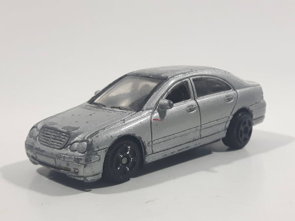 Motor Max No. 6066 Mercedes-Benz C Class Silver Grey Die Cast Toy Luxury Car Vehicle