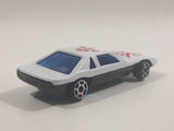 Unknown Brand 930F White Die Cast Toy Car Vehicle
