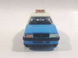 2007 Tomy Tomica No. 51 Toyota Crown Comfort Taxi Cab Blue and White 1/60 Scale Die Cast Toy Car Vehicle with Opening Rear Driver's Side Door