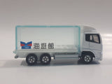 2005 Tomy Tomica No. 31 Nissan Diesel Quon Container Truck Marine Aquarium White Die Cast Toy Car Vehicle