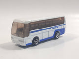2001 Tomy Tomica Jr. Pocket Cars No. J004 Mitsubishi Fuso Aero Queen Bus "Highway Bus" White and Blue Miniature Micro 1/207 Scale Die Cast Toy Car Vehicle