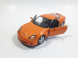 Kinsmart KT5320 2007 Chevrolet Corvette C6 Z06 Orange 1/36 Scale Pullback Motorized Friction Die Cast Toy Car Vehicle with Opening Doors - Cracked Windshield