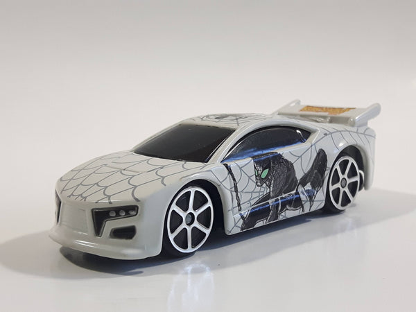 2011 Maisto Marvel Spider Sense Spider-Man Street Speeder White Die Cast Toy Car Vehicle