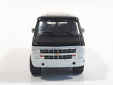 Greenlight Collectibles Hot Pursuit 1985 Chevrolet G20 Van Police City Of Sylvania, Ohio Black and White Die Cast Toy Car Vehicle Missing the lights