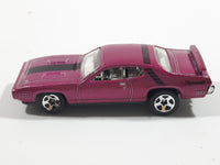 2012 Hot Wheels '71 Plymouth Road Runner Magenta Die Cast Toy Muscle Car Vehicle