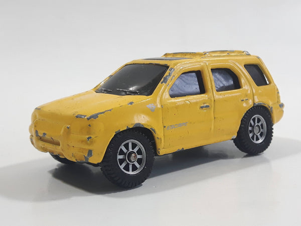 Maisto Ford Escape Yellow Die Cast Toy Car Vehicle
