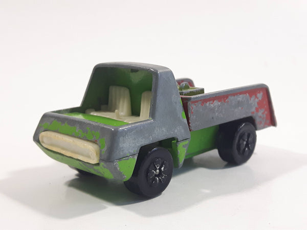 Vintage PlayArt Tow Truck Green and Red Die Cast Toy Car Vehicle Made in Hong Kong