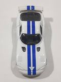 Maisto Dodge Viper GT2 White with Blue Stripes Die Cast Toy Car Vehicle