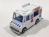 Unknown Brand Delicious Food Truck White Die Cast Toy Car Vehicle