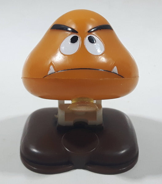 1989 McDonald's Nintendo Super Mario Bros. 3 Goomba Pop Up 2" Tall Toy Figure Works