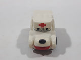 1999 Kinder Surprise Dog Ambulance Medic White Miniature Toy Car Vehicle K99 n 104