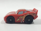 2006 Disney Pixar Cars Lightning McQueen #95 Red Plastic Die Cast Toy Car Vehicle L4104