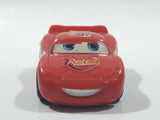 2006 Disney Pixar Cars Lightning McQueen #95 Red Plastic Die Cast Toy Car Vehicle L4104
