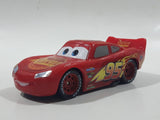 2016 Disney Pixar Cars Lightning McQueen #95 Red Plastic Die Cast Toy Car Vehicle FCV94