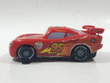 2011 Disney Pixar Lightning McQueen #95 Red Plastic Toy Car Vehicle X0616