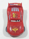 2011 Disney Pixar Lightning McQueen #95 Red Plastic Toy Car Vehicle X0616