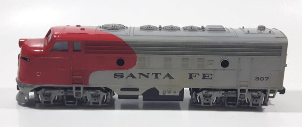 Bachmann Santa Fe 307 Red and Grey Freight Train Diesel Engine Locomotive HO Scale Not Tested Missing One Headlight