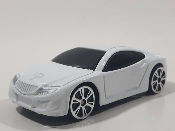 Motor Max 6143-6 Sports Car Coupe 1/64 Scale White Die Cast Toy Car Vehicle