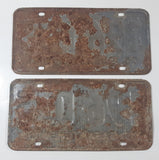 Set of Matching Vintage 1975 Saskatchewan Red Lettering White Vehicle License Plate Metal Tags 196 035