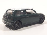 Motor Max No. 6057 2001 Mini Cooper Green with White Roof Die Cast Toy Car Vehicle Loose Interior