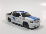Maisto 2007 Cadillac Escalade EXT #7 White Die Cast Toy Car Vehicle Missing Rear Tires