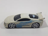 Maisto Street Speeder "Fresh Paint" White Die Cast Toy Car Vehicle