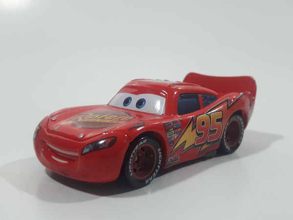 Disney Pixar Cars Lightning McQueen #95 Red Die Cast Toy Race Car Vehicle