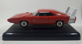 ERTL American Muscle 1969 Dodge Charger Daytona Hemi 1/18 Scale Die Cast Toy Car Vehicle on Display Stand with Minnesota Collector Plates