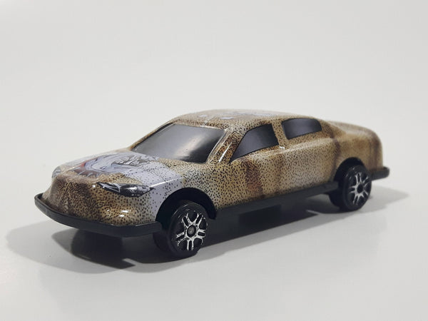 Unknown Brand Bulldog Themed Light Brown and White Thin Metal Die Cast Toy Car Vehicle