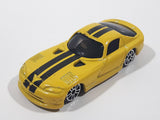 2009 Maisto 1998 Dodge Viper GT2 Yellow With Black Stripes Die Cast Toy Car Vehicle Missing Spoiler