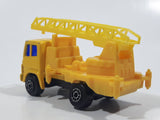 Maisto Yellow Ladder Service Truck Yellow Die Cast Toy Car Construction Equipment Machinery Vehicle