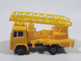 Maisto Yellow Ladder Service Truck Yellow Die Cast Toy Car Construction Equipment Machinery Vehicle