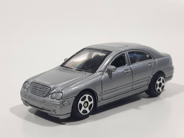 Motor Max No. 6066 Mercedes-Benz C Class Silver Grey Die Cast Toy Luxury Car Vehicle