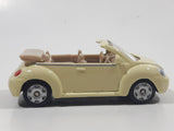 Maisto Volkswagen New Beetle Converible Light Yellow Beige Die Cast Toy Car Vehicle