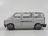 Realtoy Westjet Shuttle Van White Die Cast Toy Car Vehicle Missing the Hitch