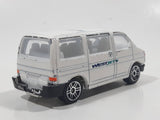 Realtoy Westjet Shuttle Van White Die Cast Toy Car Vehicle Missing the Hitch
