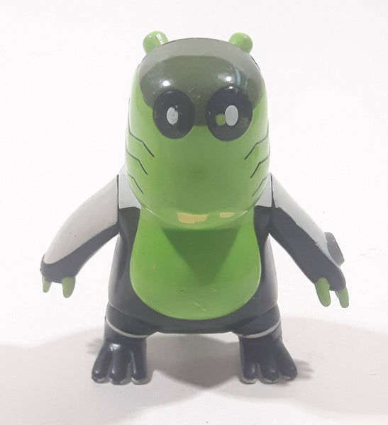 2006 Bandai Ben 10 CN Cartoon Network Up Chuck 3 1/4" Tall Toy Figure