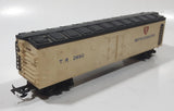 Tri-ang HO Scale TR 2690 Refrigerator Box Car Cream White Black Roof Toy Train Car Vehicle