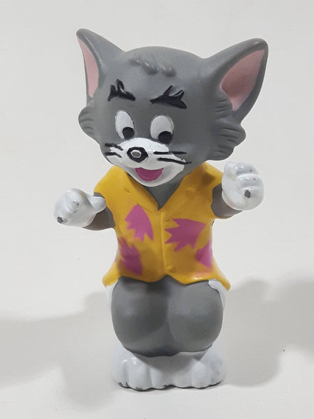 1989 Turner Entertainment Tom and Jerry Tom in Yellow Hawaiian Shirt 3" Tall Toy Figure