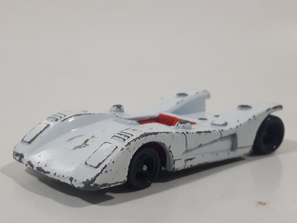 Vintage Aviva United Features Syndicate No. C3 Snoopy Woodstock White Die Cast Toy Race Car Vehicle Made in Hong Kong