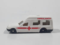 1995 NewRay Ambulance White HO Scale Plastic Die Cast Toy Car Vehicle