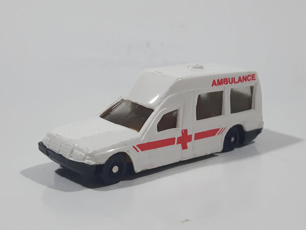 1995 NewRay Ambulance White HO Scale Plastic Die Cast Toy Car Vehicle