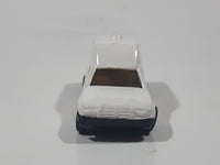 1995 NewRay Ambulance White HO Scale Plastic Die Cast Toy Car Vehicle