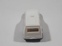 1995 NewRay Ambulance White HO Scale Plastic Die Cast Toy Car Vehicle